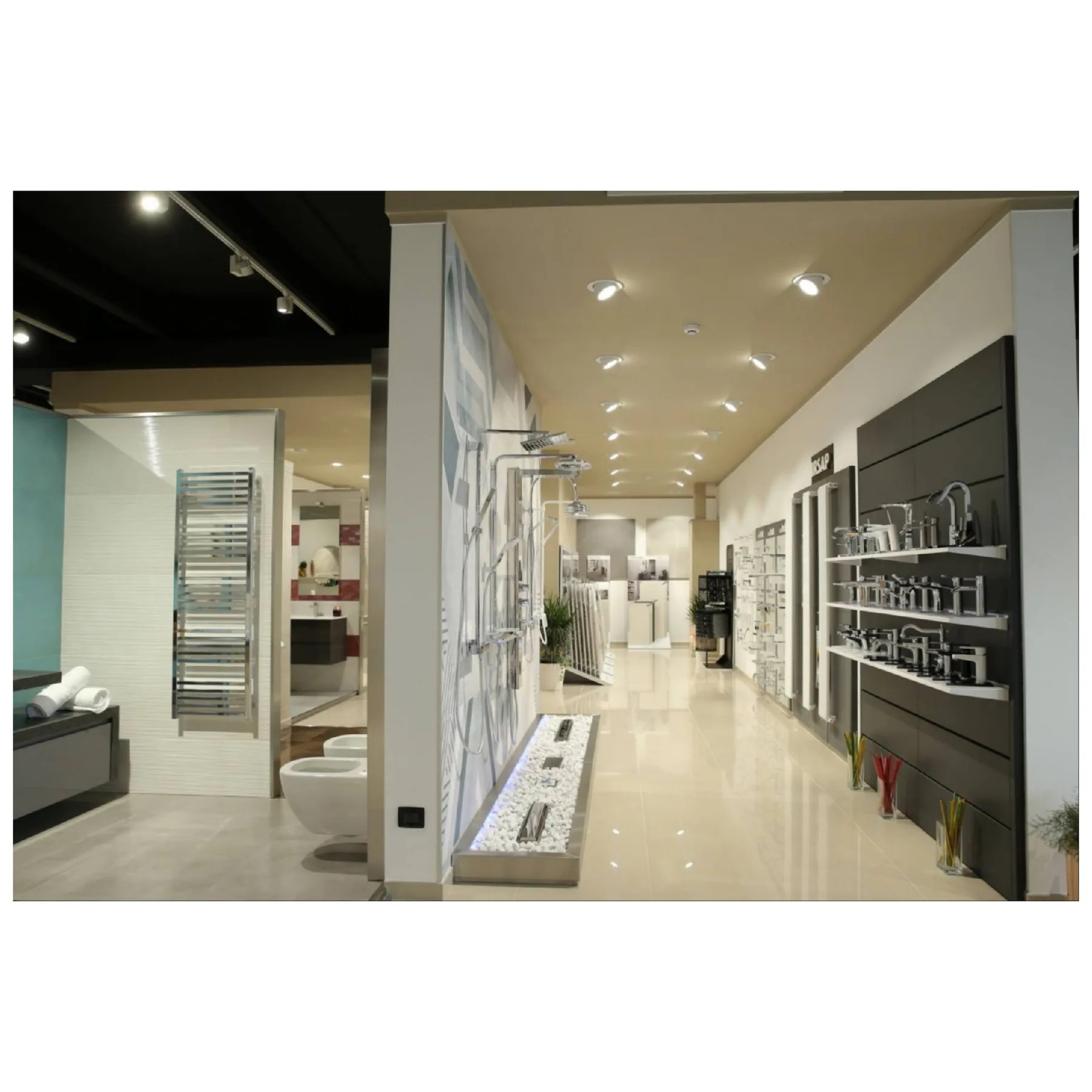 Showroom Ceramiche DEA – Torre Santa Susanna