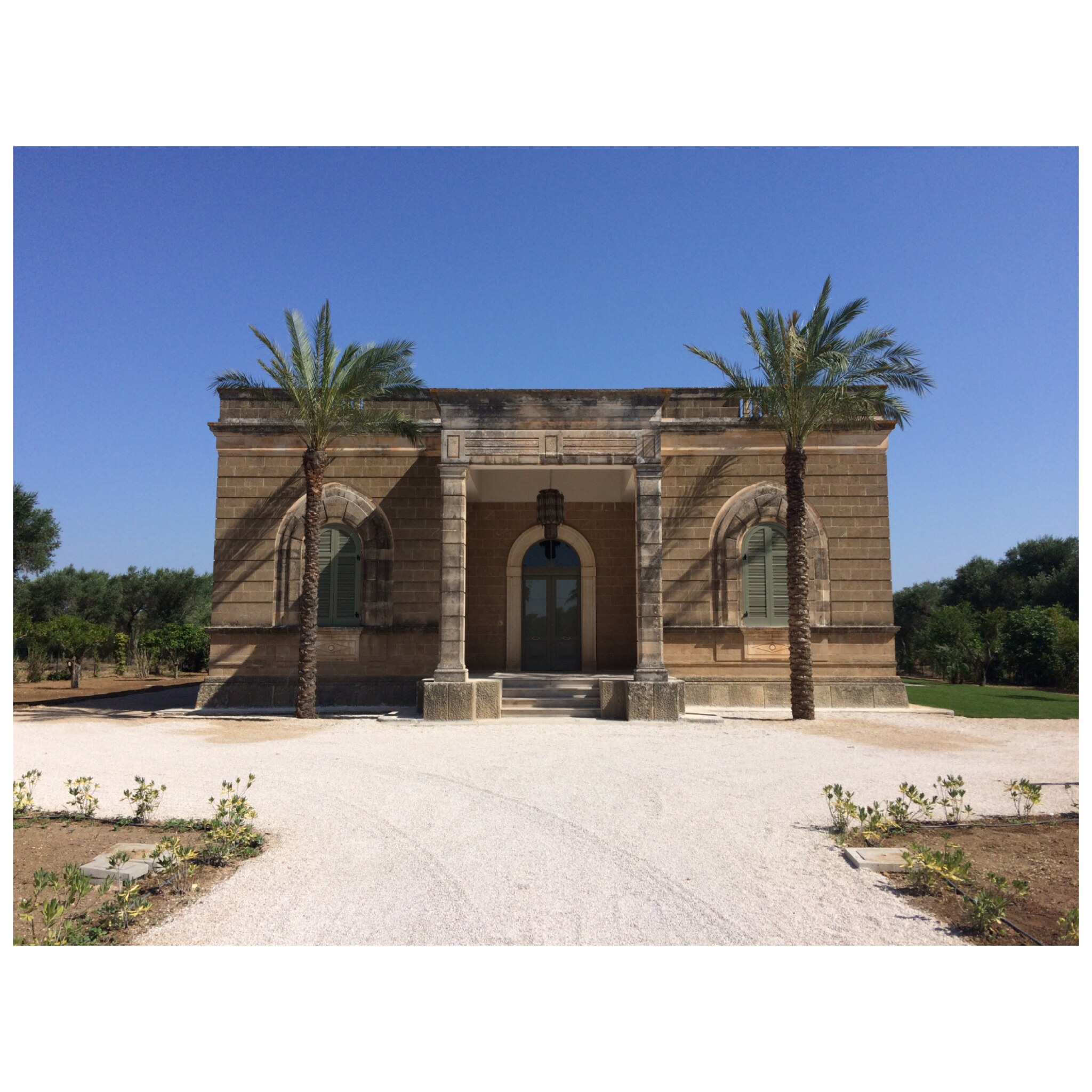 Villa storica: prospetto principale restaurato